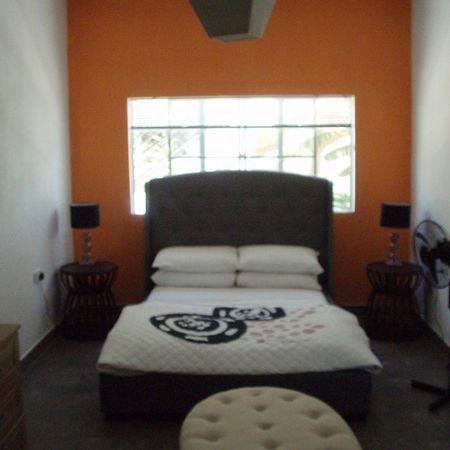 Big Red'S Hotel Bull Savanna Buitenkant foto